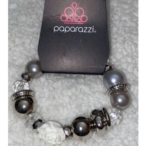 Paparazzi Flower Bracelet